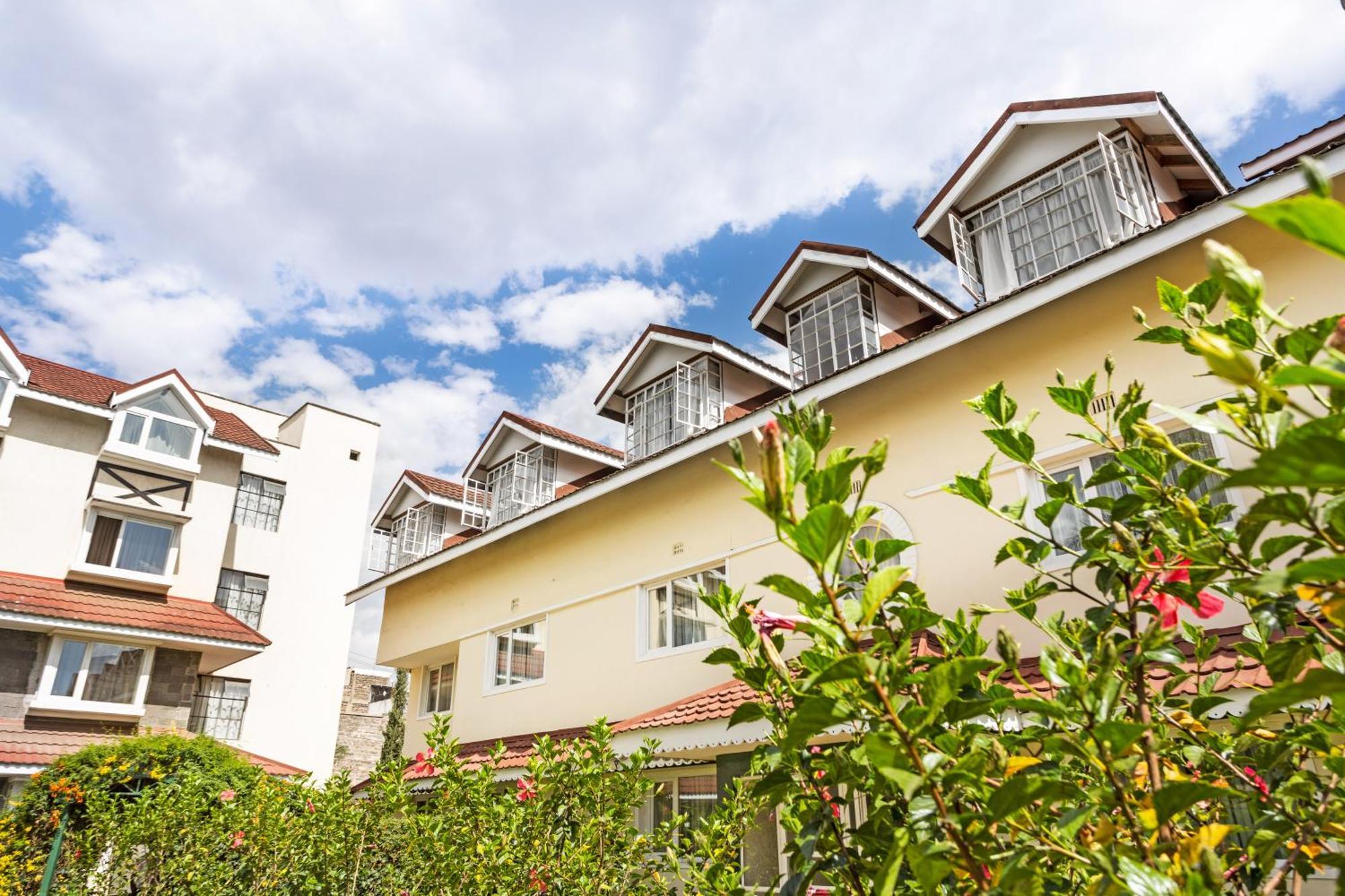 Midland Hotel Nakuru Exteriör bild